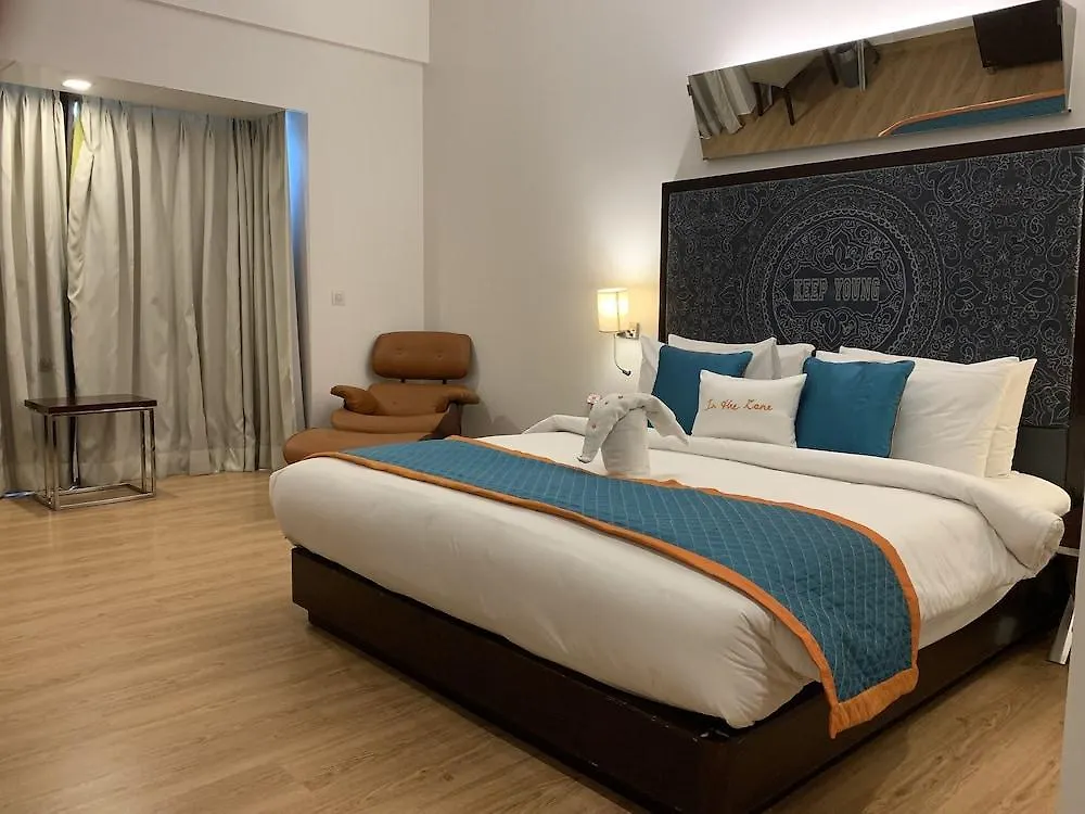 Citrus Hotels Gurgaon Central