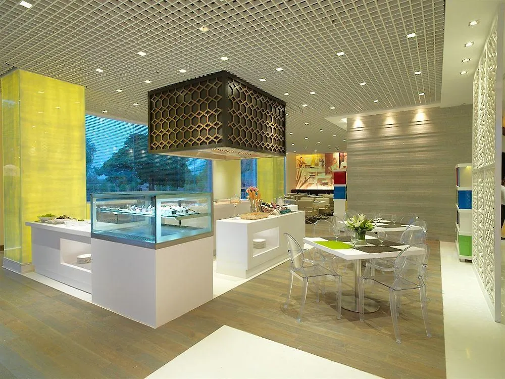 Citrus Hotels Gurgaon Central
