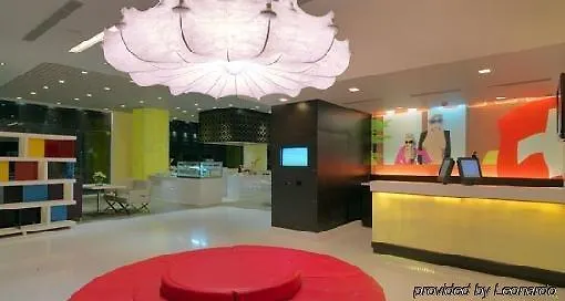 Citrus Hotels Gurgaon Central 3*,