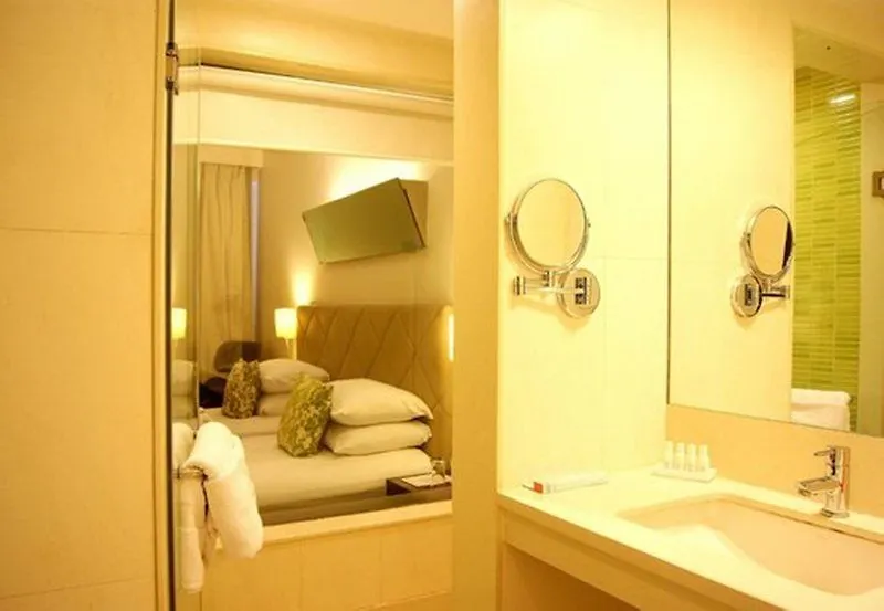 Citrus Hotels Gurgaon Central