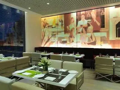 ***  Citrus Hotels Gurgaon Central India
